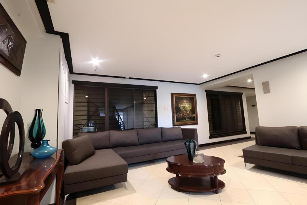 Davao City D' Leonor Hotel מראה חיצוני תמונה