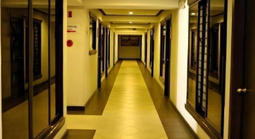 Davao City D' Leonor Hotel מראה חיצוני תמונה