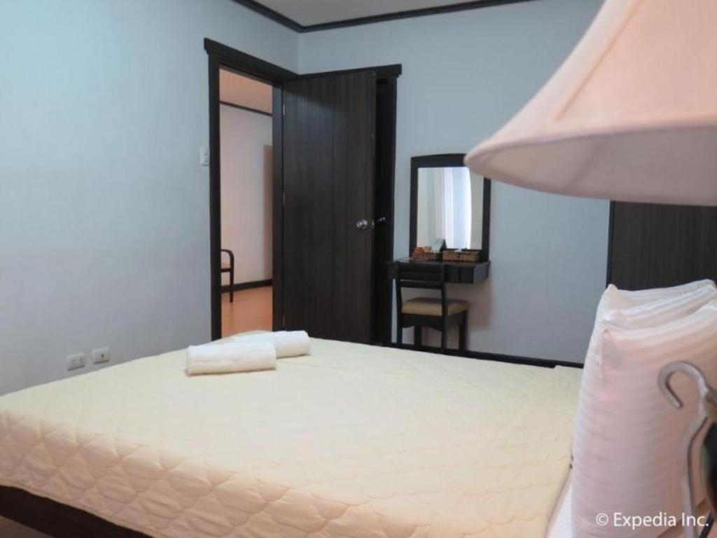 Davao City D' Leonor Hotel מראה חיצוני תמונה
