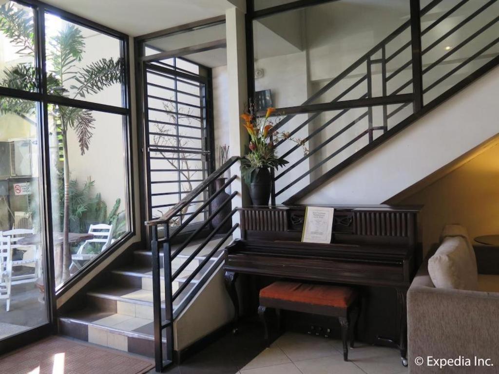 Davao City D' Leonor Hotel מראה חיצוני תמונה